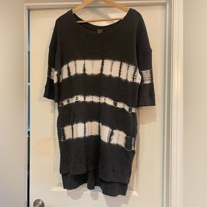 We The Free Black and White Tie-Dye Sweater with pockets